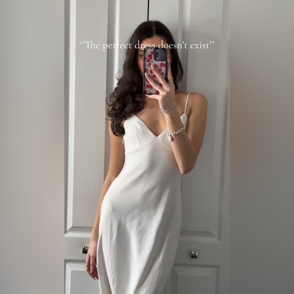 Dresses & Skirts - Aritzia Antiquity Elegant White Slip Dress Size12